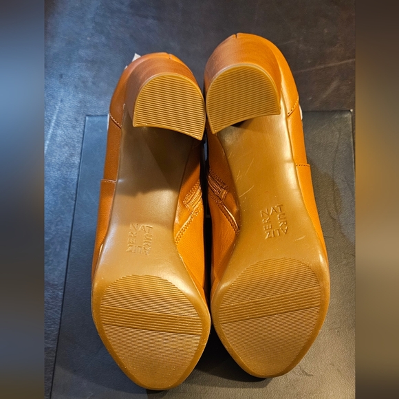 Naturalizer Tawny Berri boot size 7 - Picture 4 of 6